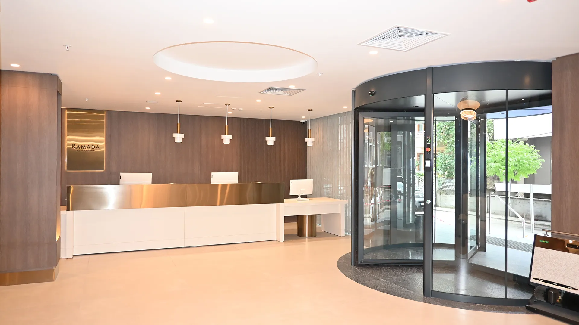 Lobby Lobby